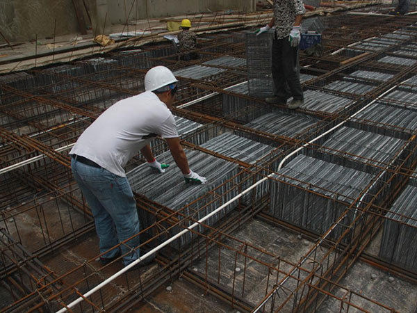 <a href=http://m.rubberzp.com/ target='_blank'>收口網</a>鋼網箱-案例.jpg