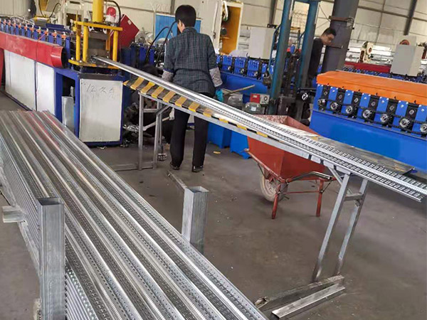 止水魚鱗網(wǎng)-車間